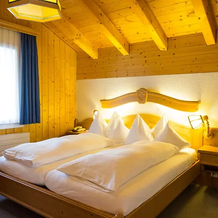 Grindelwalderhof 3*