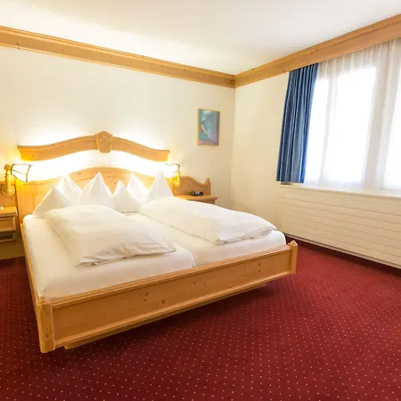 Grindelwalderhof 格林德瓦