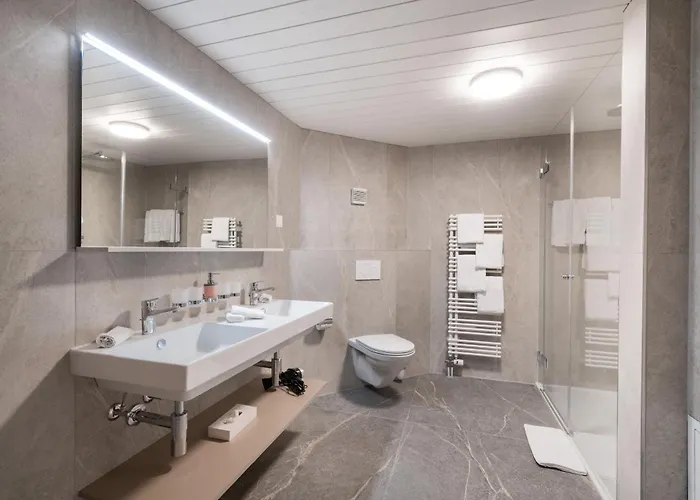 Grindelwalderhof 3*